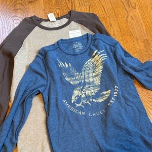 Thermal long sleeved shirts - size medium - bundle of 2